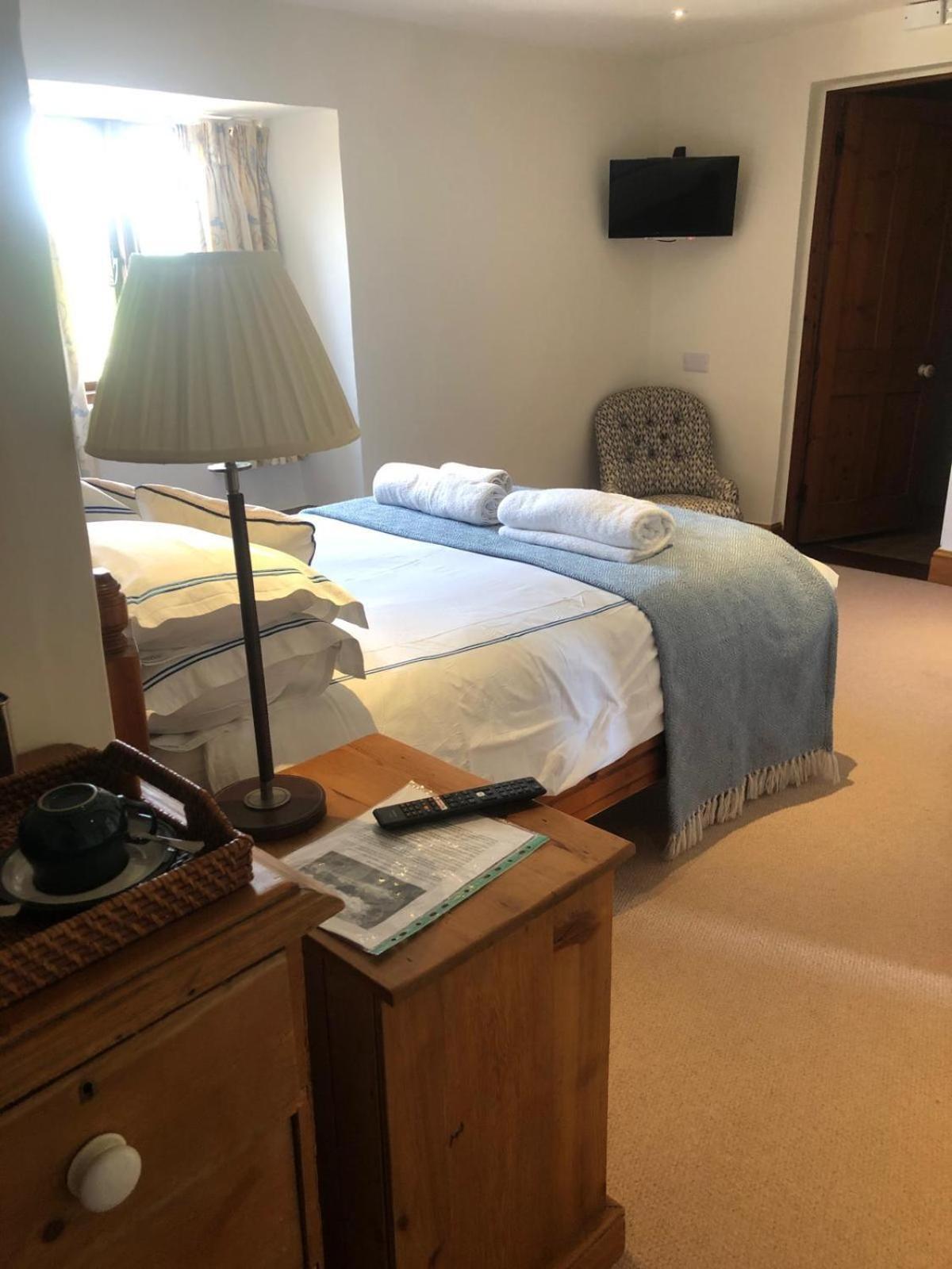 Astwell Mill Bed & Breakfast Helmdon ภายนอก รูปภาพ